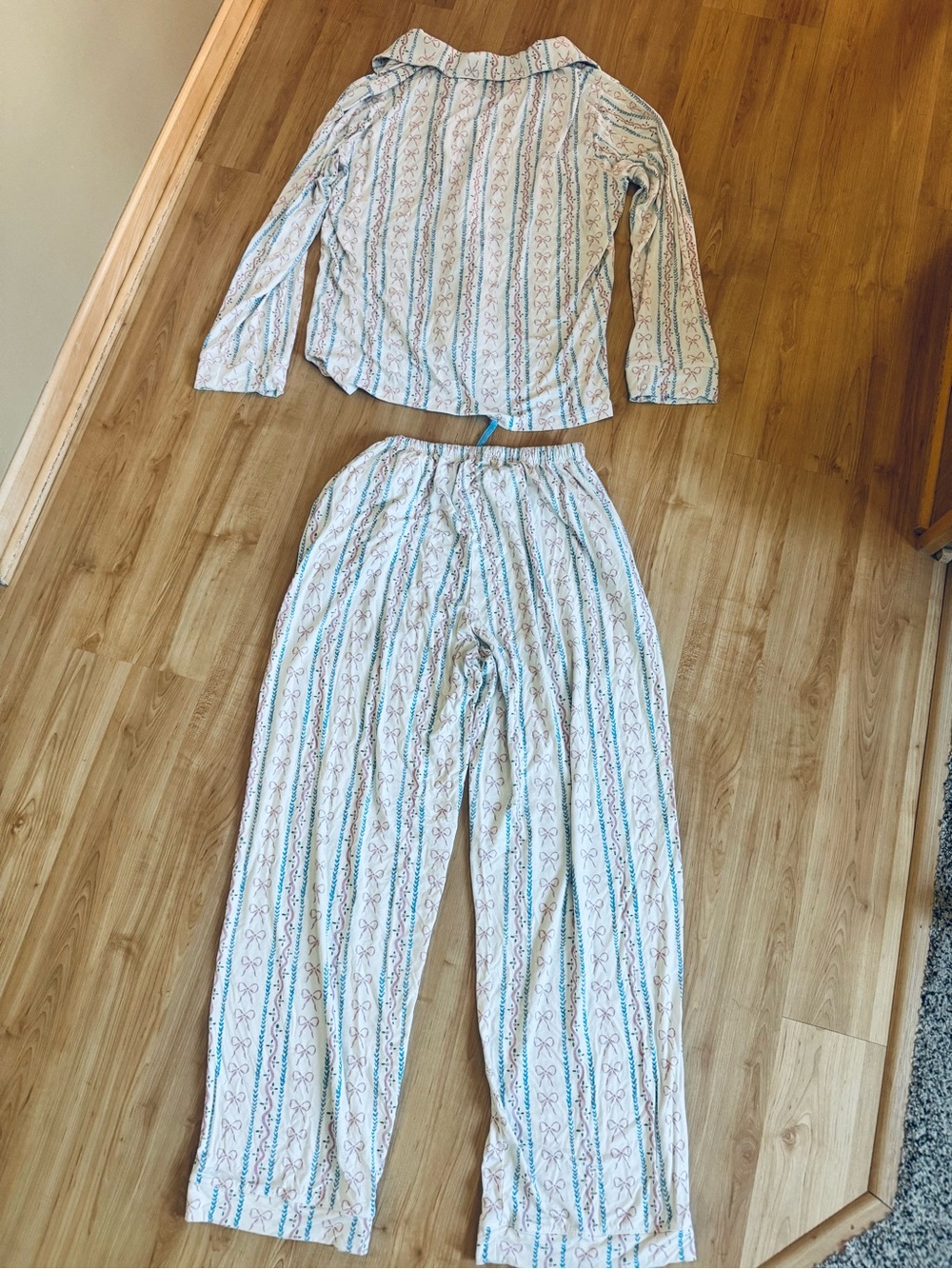 Little One Shop Viscose Bamboo Pajama Set in White with Blue & Pink Accents - Picture 6 of 9